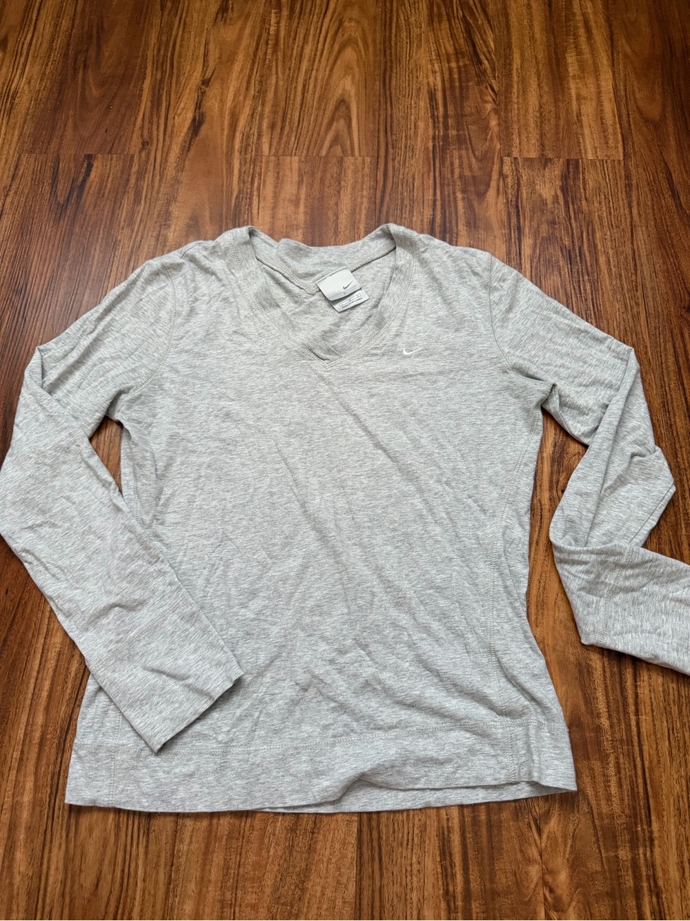 Nike Women's Heather Gray V-Neck Long Sleeve Top